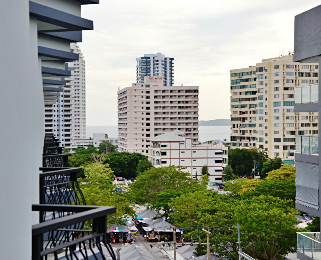 The Forest Hotel Pattaya Ban Nong Tabaek Buitenkant foto